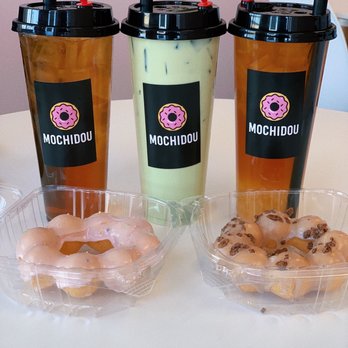 Mochidou - Lychee peachy, mango tango, matcha, strawberry mochi donut, chocolate mochi donut - Bubble Tea Near Me - Hoffman Estates, Illinois Mochidou - Lychee peachy, mango tango, matcha, strawberry mochi donut, chocolate mochi donut - Bubble Tea Near Me - Hoffman Estates, Illinois