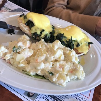 Twin Pines Diner Restaurant - eggs Florentine with egg salad - Diners Near Me - East Haven, Connecticut Twin Pines Diner Restaurant - eggs Florentine with egg salad - Diners Near Me - East Haven, Connecticut