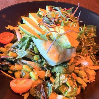 Land Ocean Restaurant Sparks - Salad with Halibut - New American Near Me - Sparks, Nevada Land Ocean Restaurant Sparks - Salad with Halibut - New American Near Me - Sparks, Nevada
