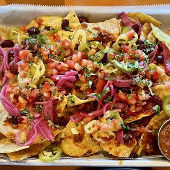 Double Clutch Brewing - Vegan Nachos - Breweries Near Me - Evanston, Illinois