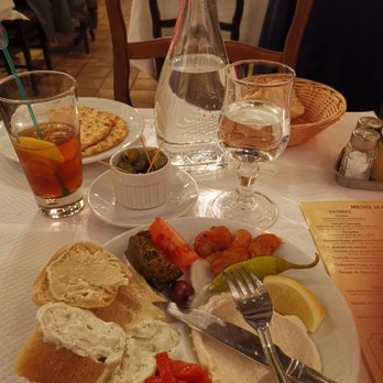 La Crête - Cuisine - Greek Near Me - Paris, 75 La Crête - Cuisine - Greek Near Me - Paris, 75
