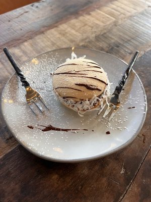 LaChona Empanadas y Vinos Argentinos by null