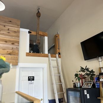 Gathering Grounds Roastery - Coffee Roasteries Near Me - Klamath Falls, Oregon Gathering Grounds Roastery - Coffee Roasteries Near Me - Klamath Falls, Oregon
