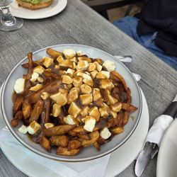 Le Montagnais - Poutine