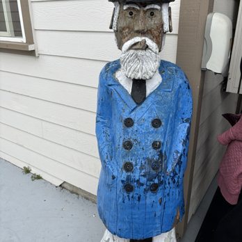 Spud Point Crab Company - Driftwood carving - Seafood Near Me - Bodega Bay, California