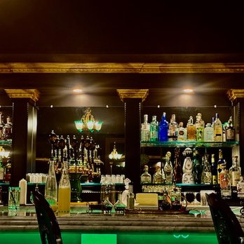 Falcon’s Lair - Lounges Near Me - Ripon, California