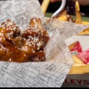 Charleys Cheesesteaks - Teriyaki 6 PC CLASSIC WINGS AND FRIES ULTIMATE FRIES - Sandwiches Near Me - Amarillo, Texas