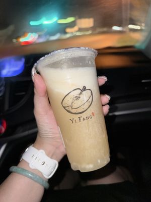 Yifang Taiwan Fruit Tea Plano by null