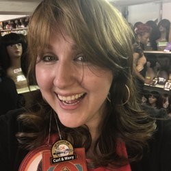 Tisun Beauty Supply - This wig freaked me out because I looked eerily similar to my Mom!