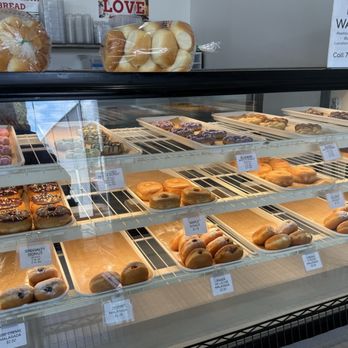 StarBread Bakery - Donuts and Malasadas - Bakeries Near Me - Anaheim, California