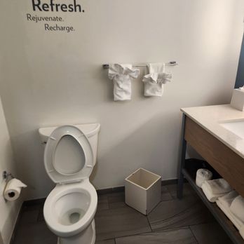 EVEN Hotel Miami - Airport - Bathroom - Hotels Near Me - Miami, Florida