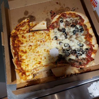 Rosati's Pizza - WHAT A HORRIBLE VALENTINE PRESENTATION - Pizza Near Me - Naperville, Illinois