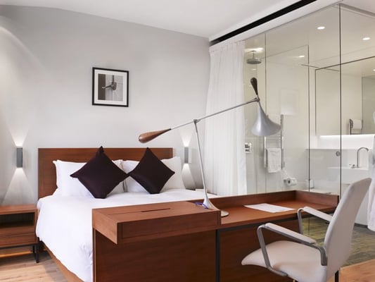 Town Hall Hotel & Apartments by null