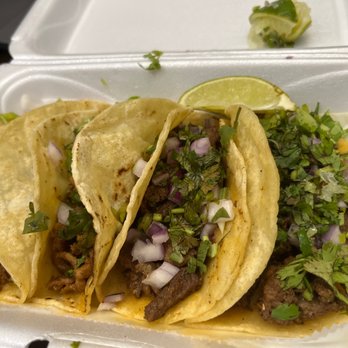 Tacos El Patrón - Two Steak and Two Al Pastor - Mexican Near Me - Wesley Chapel , Florida