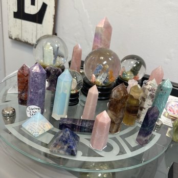Hunt and Gather - Used, Vintage & Consignment Near Me - Norfolk, Virginia Hunt and Gather - Used, Vintage & Consignment Near Me - Norfolk, Virginia