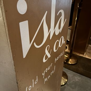Isla & Co. - Midtown - Australian Near Me - New York, New York Isla & Co. - Midtown - Australian Near Me - New York, New York