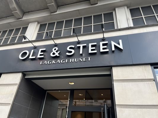 Ole & Steen by null