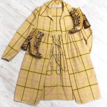 Alexandra's Designer Consignment - Used, Vintage & Consignment Near Me - Seattle, Washington Alexandra's Designer Consignment - Used, Vintage & Consignment Near Me - Seattle, Washington