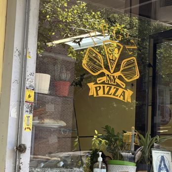 Reg'z New York Pizza - Window Sign - Pizza Near Me - Astoria, New York Reg'z New York Pizza - Window Sign - Pizza Near Me - Astoria, New York