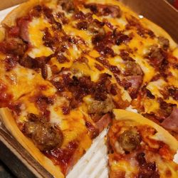 Linwood Pizza - Maple Pork Pizza