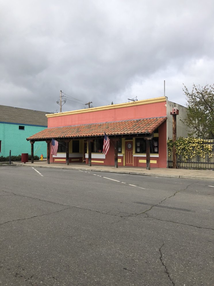 Slide of Bud Lipscomb Roofing