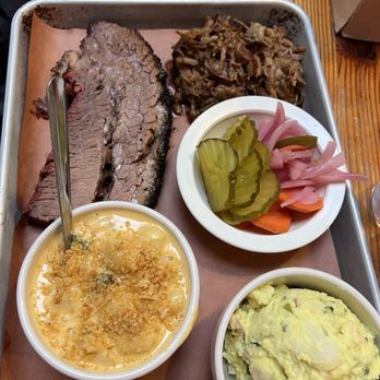 Podnah's Pit Barbecue - Mac n Cheese Potato Salad Brisket Pulled pork - Barbeque Near Me - Portland, Oregon Podnah's Pit Barbecue - Mac n Cheese Potato Salad Brisket Pulled pork - Barbeque Near Me - Portland, Oregon