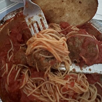 Leucadia Pizza Kitchen - Spaghetti Meatballs, Garlic Bread - Pizza Near Me - Point Loma, California