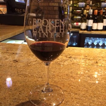 Broken Earth Winery - Wineries Near Me - Long Grove, Illinois Broken Earth Winery - Wineries Near Me - Long Grove, Illinois