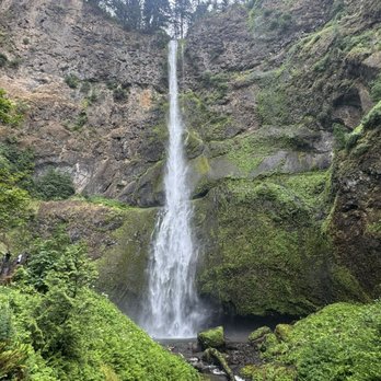 Multnomah Falls - Hiking Near Me - Bridal Veil, Oregon Multnomah Falls - Hiking Near Me - Bridal Veil, Oregon
