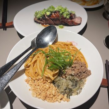 Goldfinch - Dan Dan noodles and char siu - Chinese Near Me - København