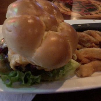 Carolina Ale House - Pimento bacon burger with beer battered fries - American Near Me - Augusta, Georgia Carolina Ale House - Pimento bacon burger with beer battered fries - American Near Me - Augusta, Georgia