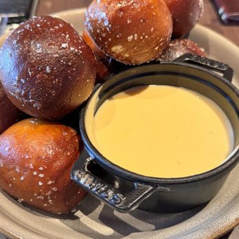 The Henry - Pretzels & Provolone Fondue - New American Near Me - Nashville, Tennessee The Henry - Pretzels & Provolone Fondue - New American Near Me - Nashville, Tennessee