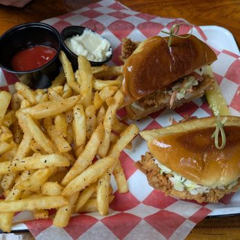 Libby’s Southern Comfort - Doc Holladay sandwich split for two - Southern Near Me - Covington, Kentucky