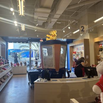 Build-A-Bear Workshop - Toy Stores Near Me - San Diego, California