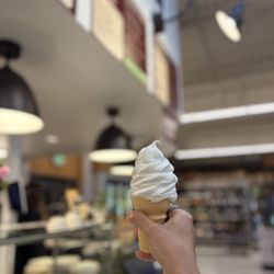 Palace Market - Soft serve