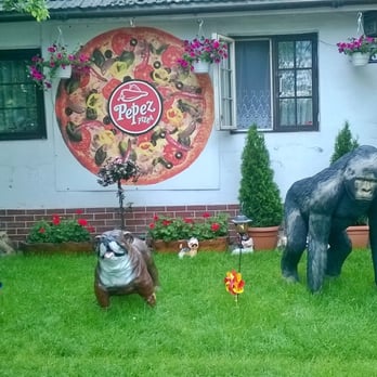 Pepez Pizza - Pizza Near Me - Kraków, Massachusetts
