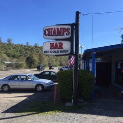 Champs Tavern - Champs Bar