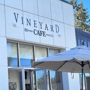 Vineyard Cafe - Outside seating - Breakfast & Brunch Near Me - Oxnard, California