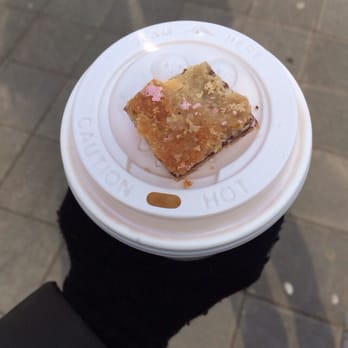 Emmerys - En lille hapser til kaffen - Bakeries Near Me - Hellerup, 84 Emmerys - En lille hapser til kaffen - Bakeries Near Me - Hellerup, 84