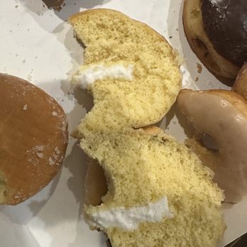 I Love Donuts - This is the inside of the "cream filled". A joke for sure...... - Donuts Near Me - Shelbyville, Tennessee I Love Donuts - This is the inside of the "cream filled". A joke for sure...... - Donuts Near Me - Shelbyville, Tennessee