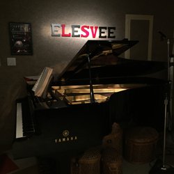 The ELESVEE "cutting room" with the Yamaha C7 Grand Piano.