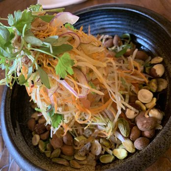 Park Restaurant - asian salad - Asian Fusion Near Me - Westmount, Quebec Park Restaurant - asian salad - Asian Fusion Near Me - Westmount, Quebec