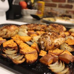 Nutritiously Yours - Personalized, customizable meal plans are available for all clients! Learn to make simple, healthy meals; grocery lists included!