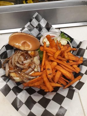 Bully's North by null