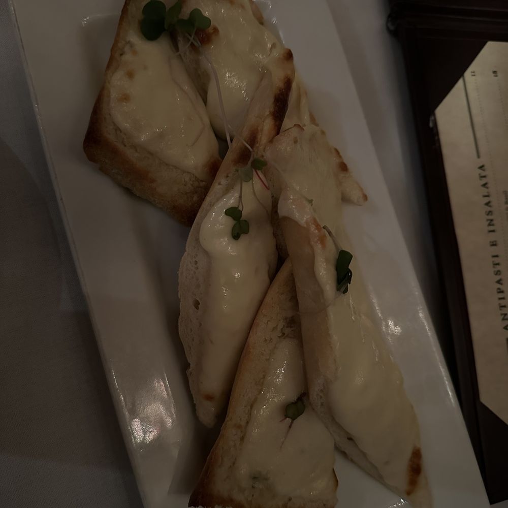 The Florentine Cafe - Garlic Bread w/Cheese - Italian Near Me - Boston, Massachusetts