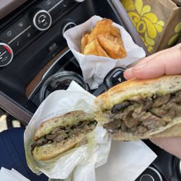 the Buenos Aires: filet mignon, mushrooms, (minus the bell pepper), mozzarella and chimichurri on a telera roll