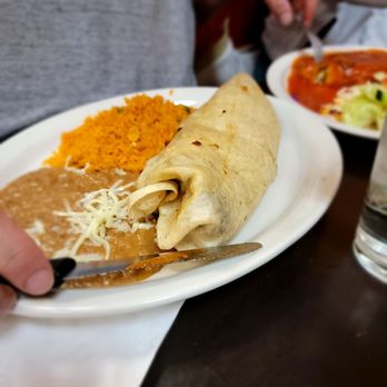 Jalisco Mexican Restaurant - Steak Burrito - Mexican Near Me - Gurnee, Illinois Jalisco Mexican Restaurant - Steak Burrito - Mexican Near Me - Gurnee, Illinois