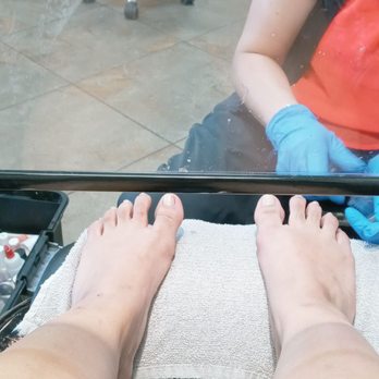 VIP Nails & Spa - Barriers to protect customer and nail technician. - Nail Salons Near Me - Lincoln, California VIP Nails & Spa - Barriers to protect customer and nail technician. - Nail Salons Near Me - Lincoln, California