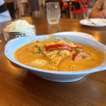 Wimal Authentic Thai Food - panang chicken- fabulously silky and spicy with green bean, green peppers and red peppers - Thai Near Me - Marietta, Georgia