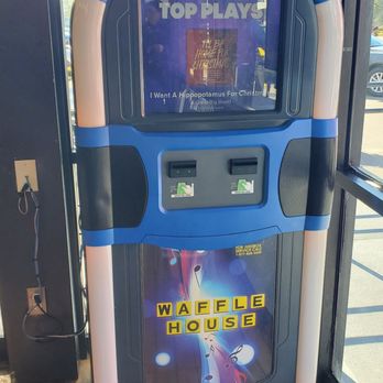Waffle House - I bet that's where they keep all their jams... - Breakfast & Brunch Near Me - Kissimmee, Florida Waffle House - I bet that's where they keep all their jams... - Breakfast & Brunch Near Me - Kissimmee, Florida